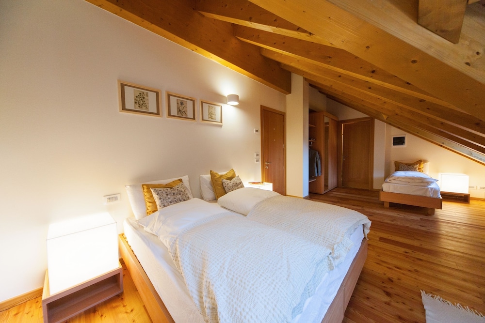 Triple Room, Mountain View photo 1