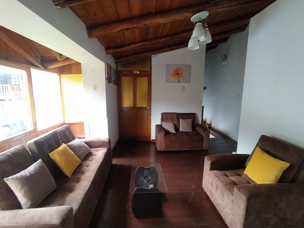 House, 2 Bedrooms