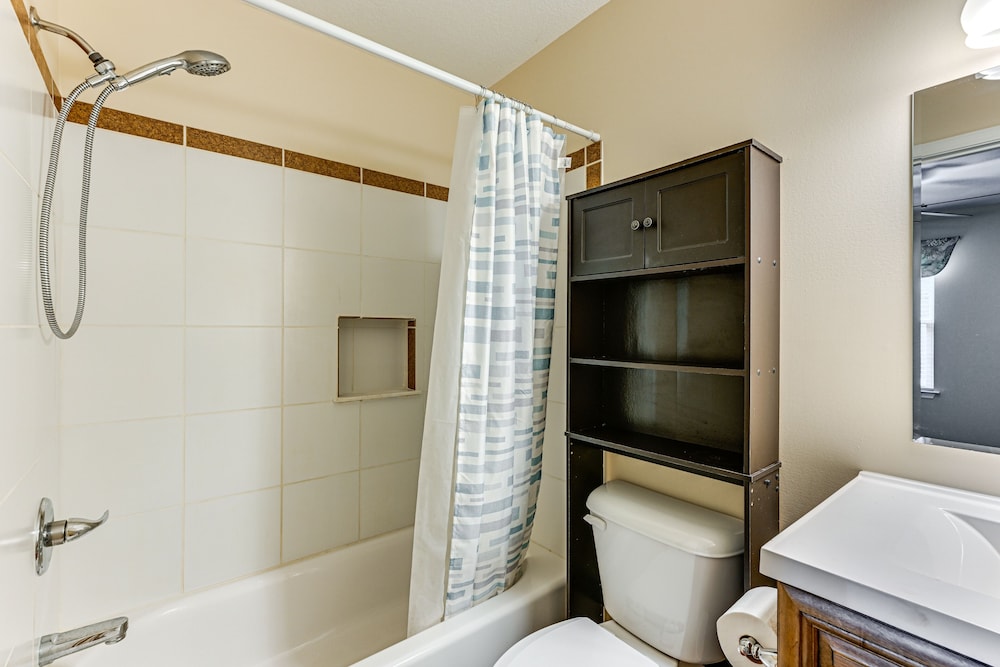 House (2 Bedrooms) photo 2