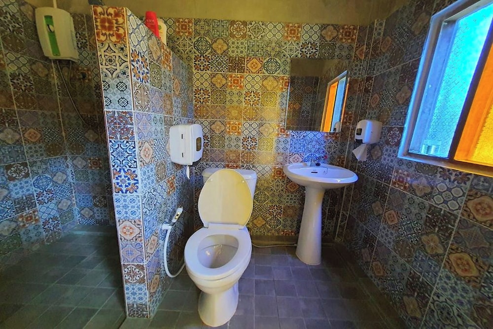 Double Room - Photo 9