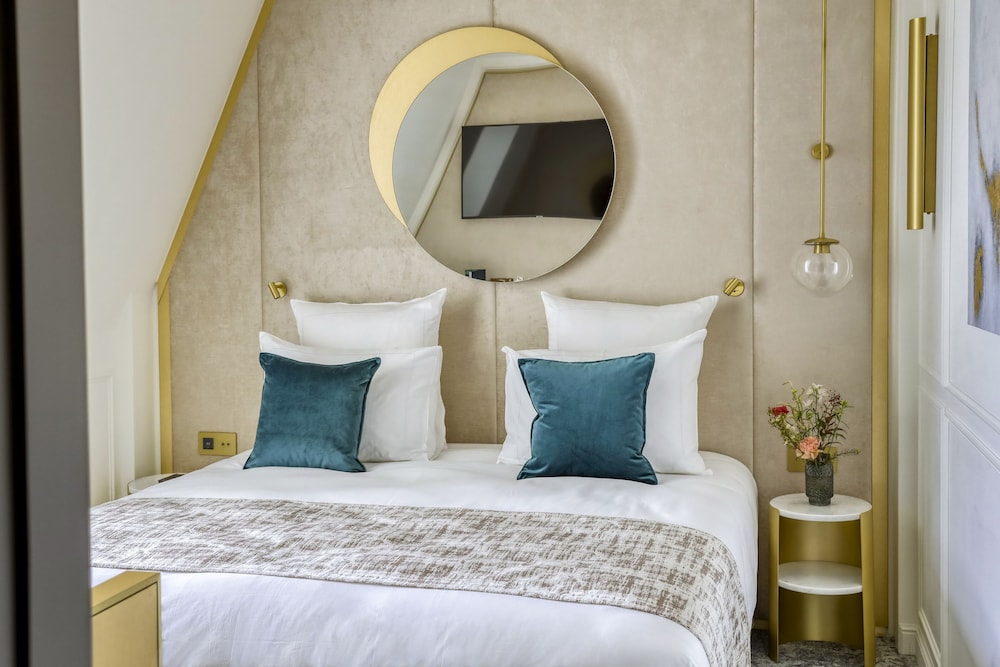 Maison Albar Hotels Le Vendome bedroom photo
