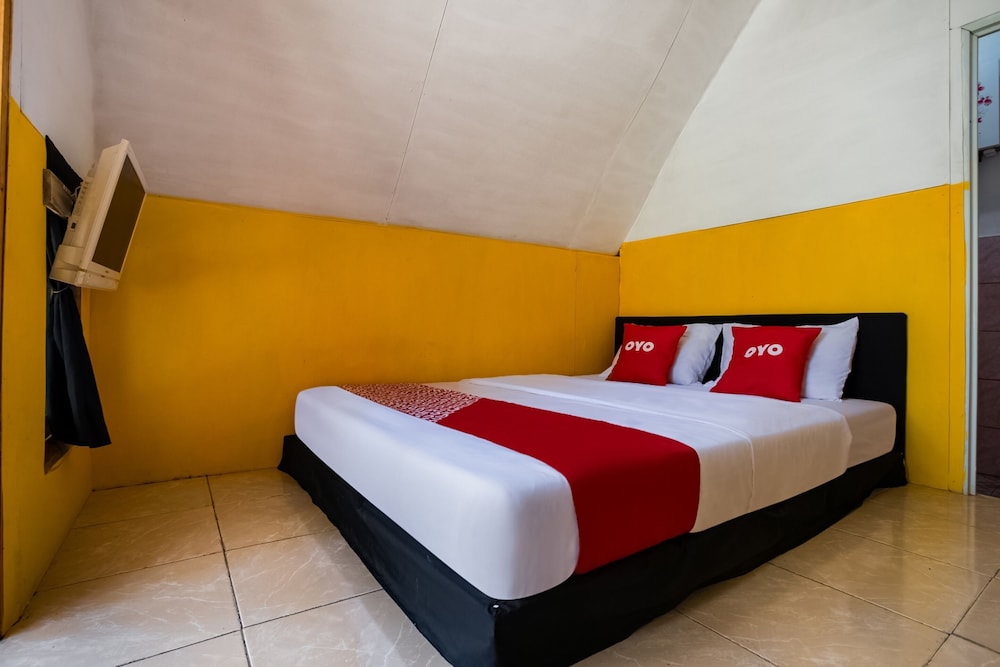 Standard Double Room - Photo 12