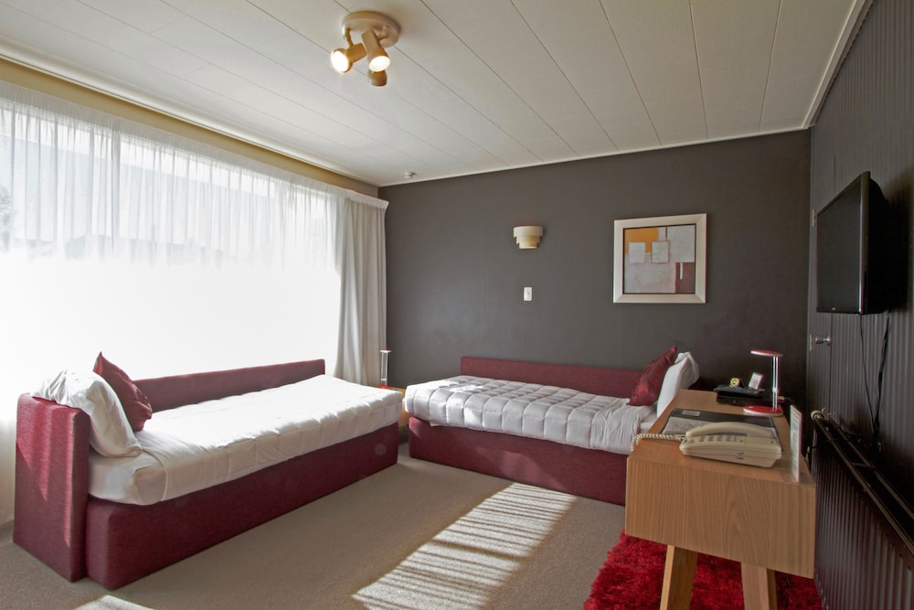 Superior Suite, 1 Bedroom, Kitchen, City View photo 2