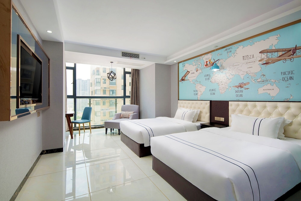 Comfort Twin Room, City View photo 2