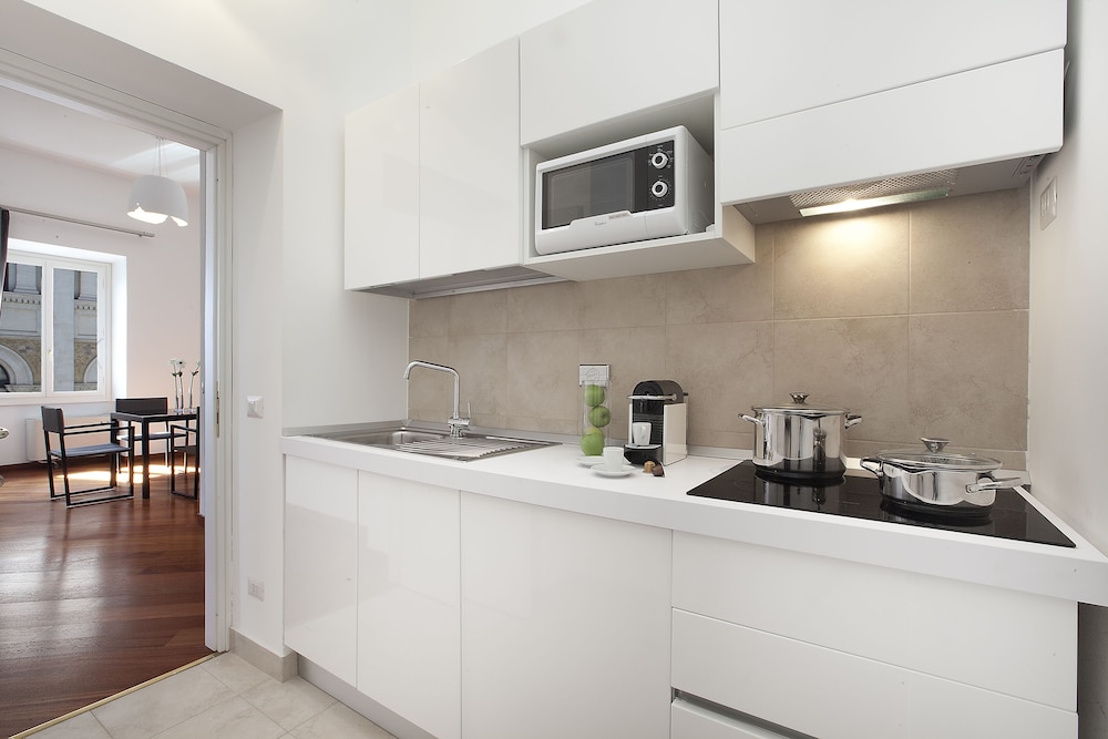 City Apartment, City View photo 3