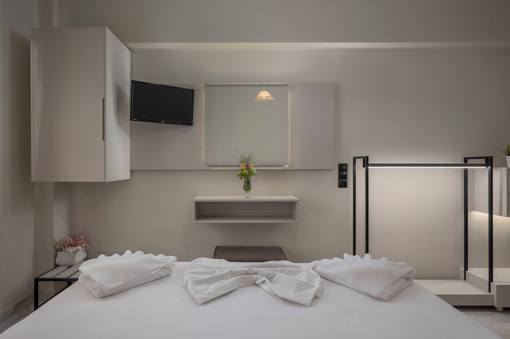 Standard Double Room photo 3