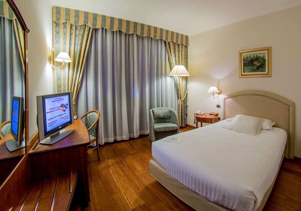 Standard Room, 1 Large Twin Bed - Photo 1