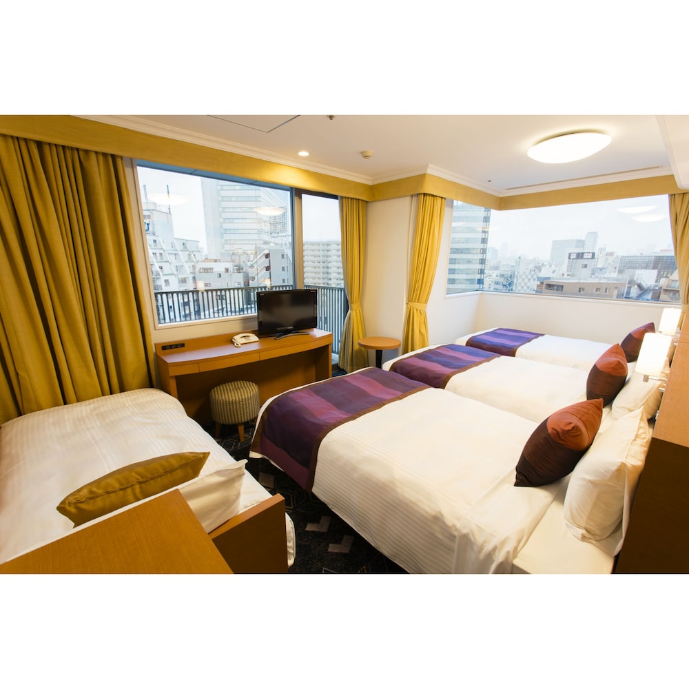 Superior Triple Room, Non Smoking photo 3