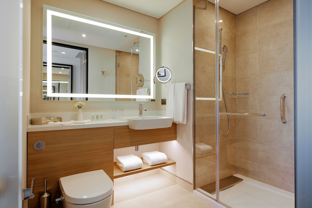 Standard Room, 2 Twin Beds, City View - Photo 5