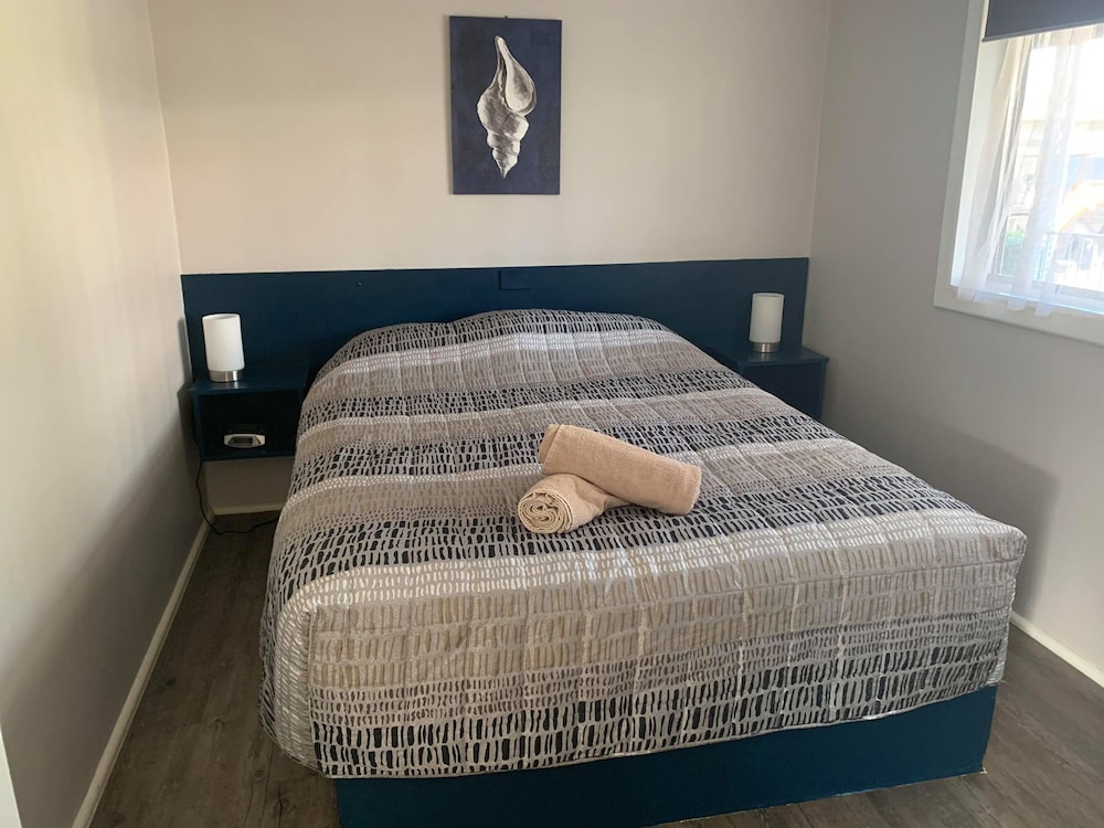 Comfort Apartment, 2 Bedrooms, River View (Unit 3) photo 3
