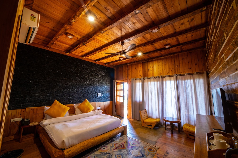 Private cottage with open Jacuzzi photo 3