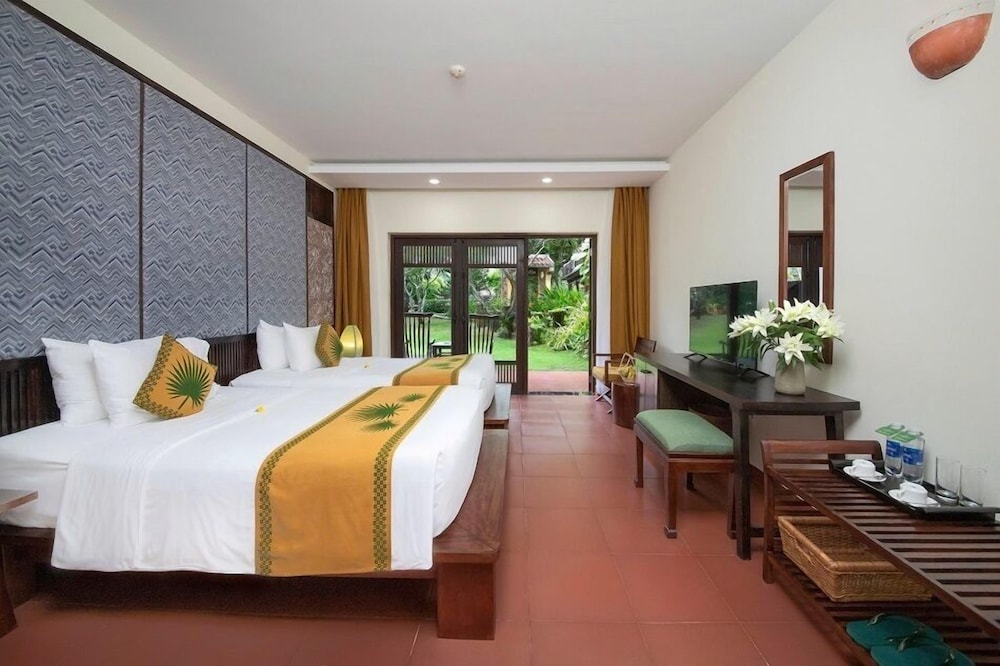Superior Room, Garden View