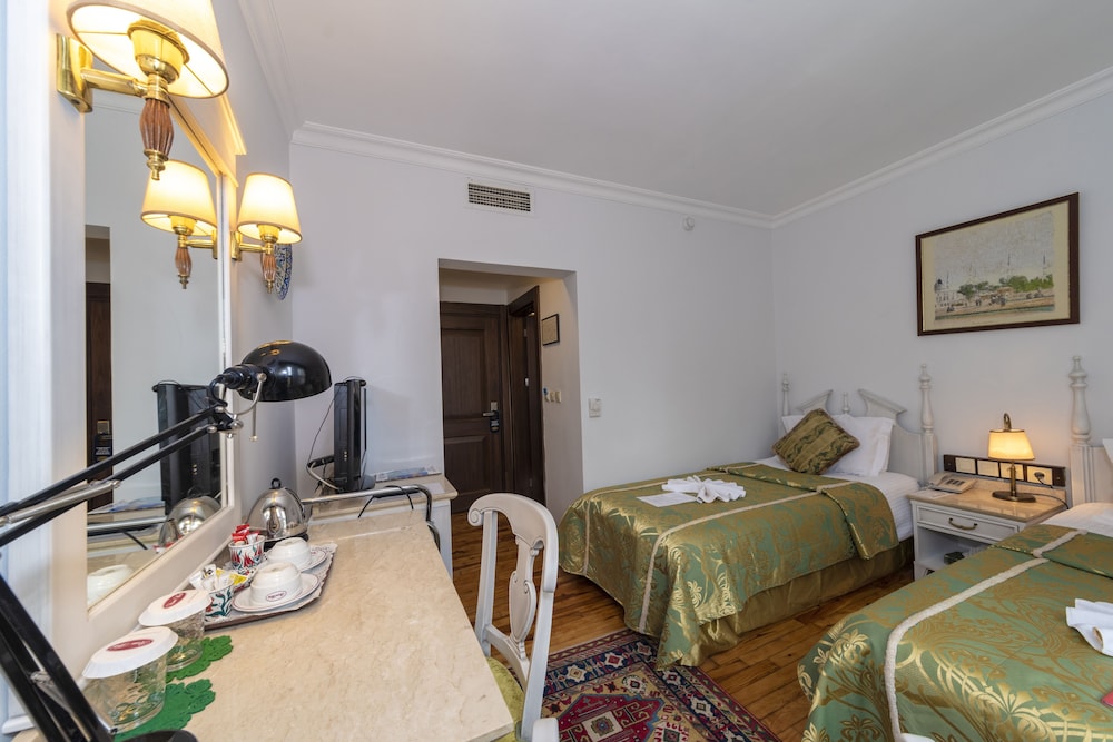Classic Room, 1 Double or 2 Twin Beds photo 2