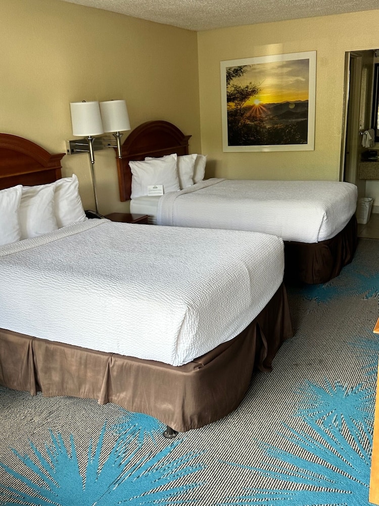 Double Room, 2 Double Beds - Photo 1