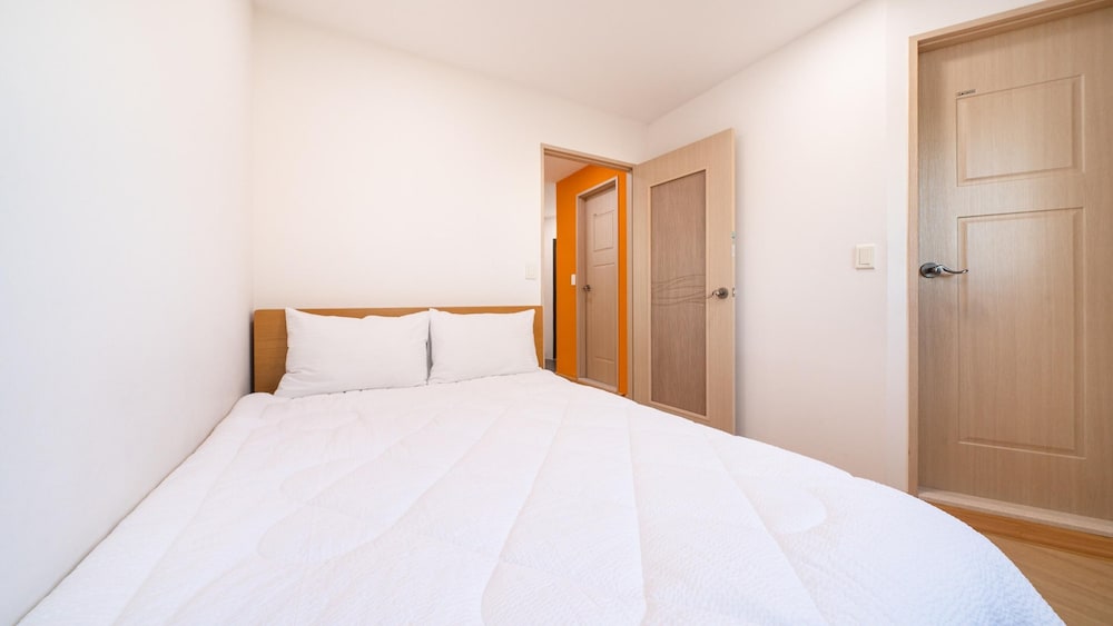 Basic Room, 2 Bedrooms (orange 2) - Photo 3