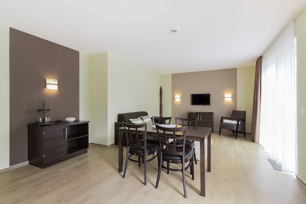 Family Double or Twin Room photo 2