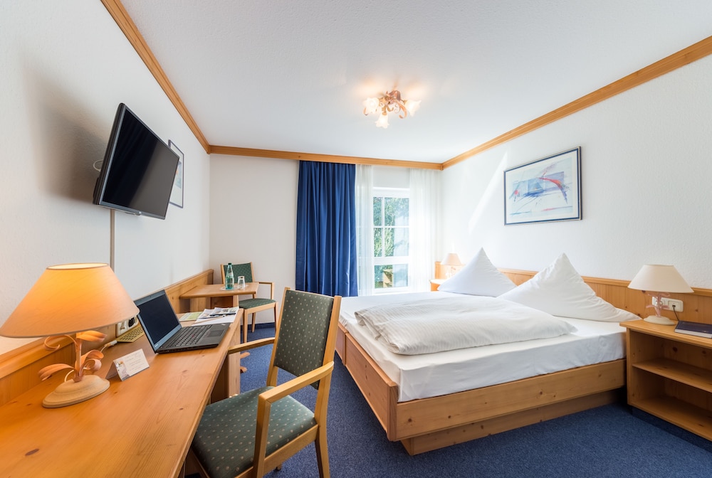 Basic Double or Twin Room