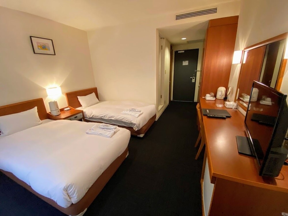 Standard Twin Room, Smoking - Photo 1