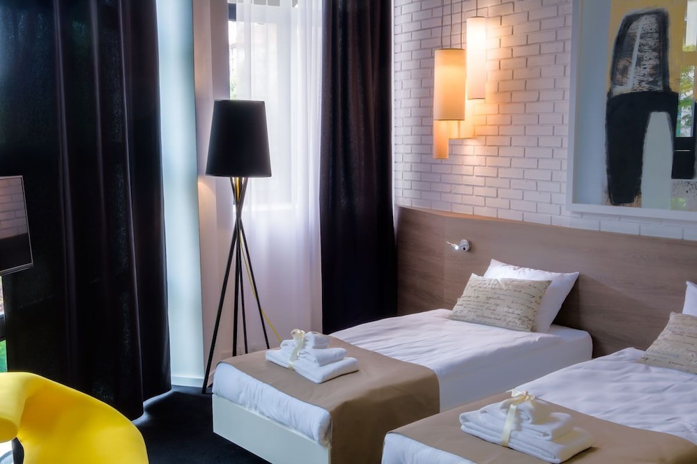 Comfort Twin Room - Photo 3