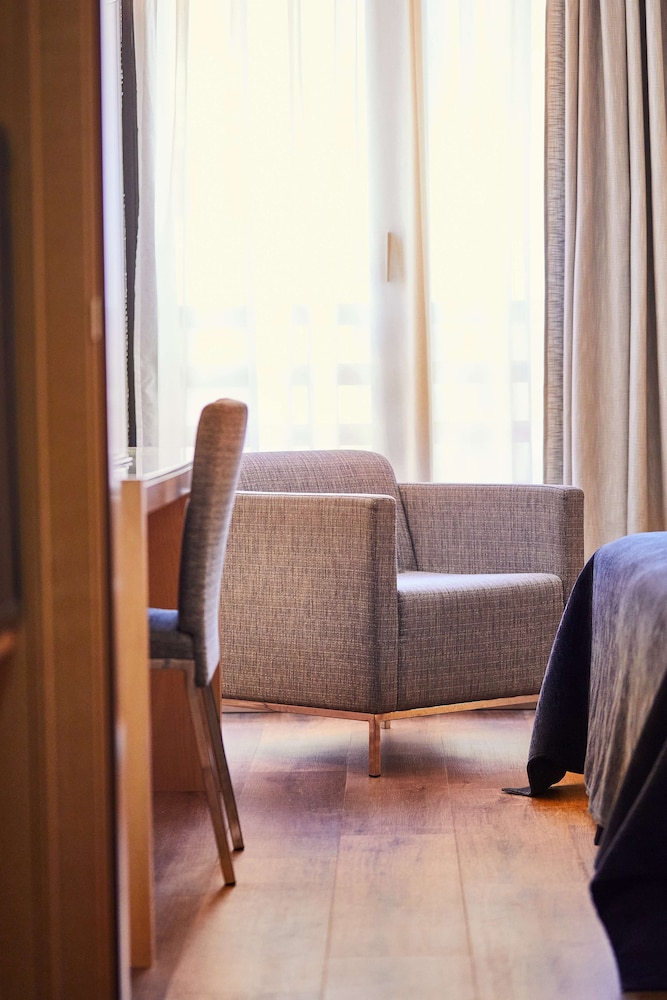 Standard Room - Photo 9