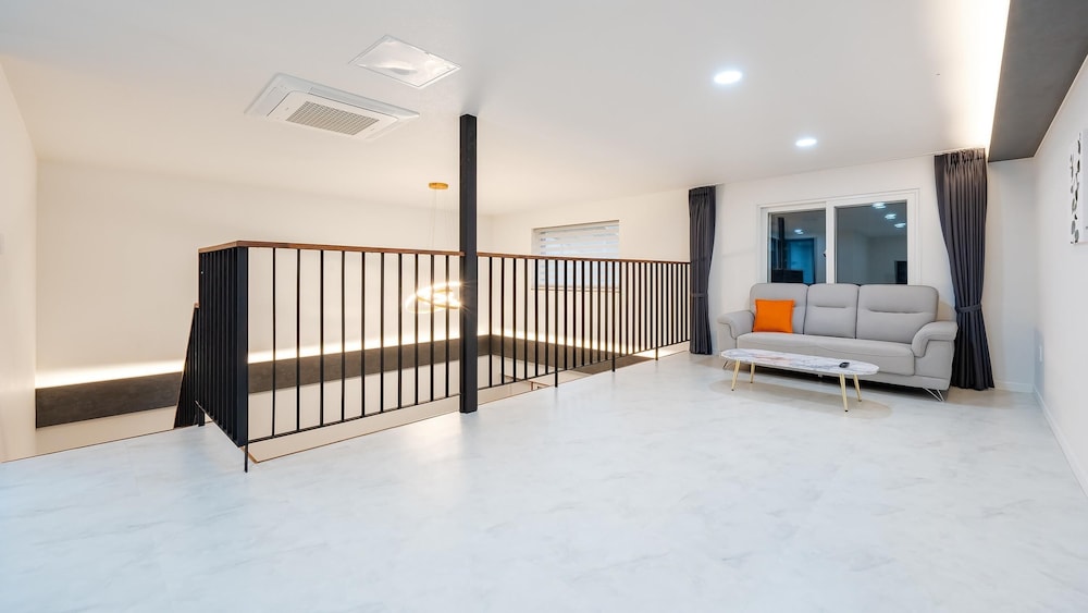 Basic Room, 2 Bedrooms (Poolvilla 101 Betelgeuse) photo 3