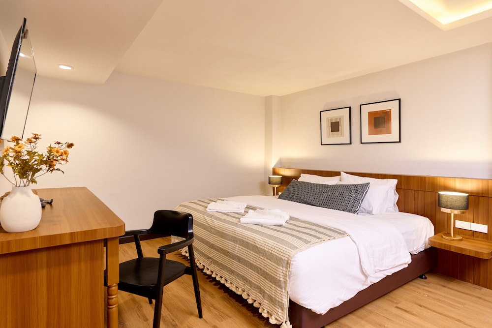 Family Studio Suite, 2 Bedrooms - Photo 27