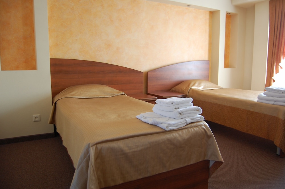 Superior Twin Room photo 3
