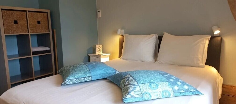 Basic Room, Garden View