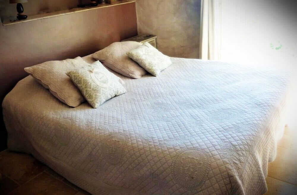 Double Room (Ste Victoire)
