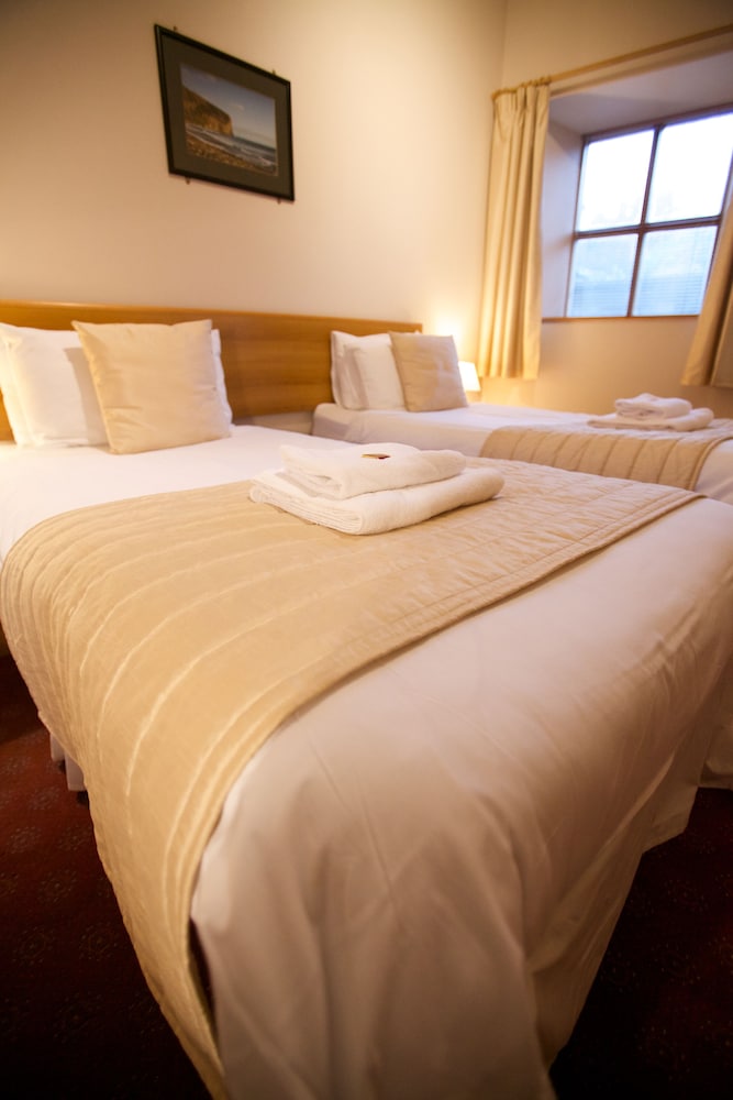 Twin Room (Harbourside House) photo 2