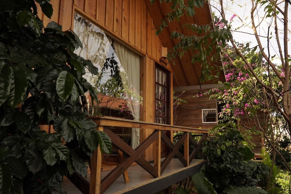 Deluxe Bungalow, Mountain View