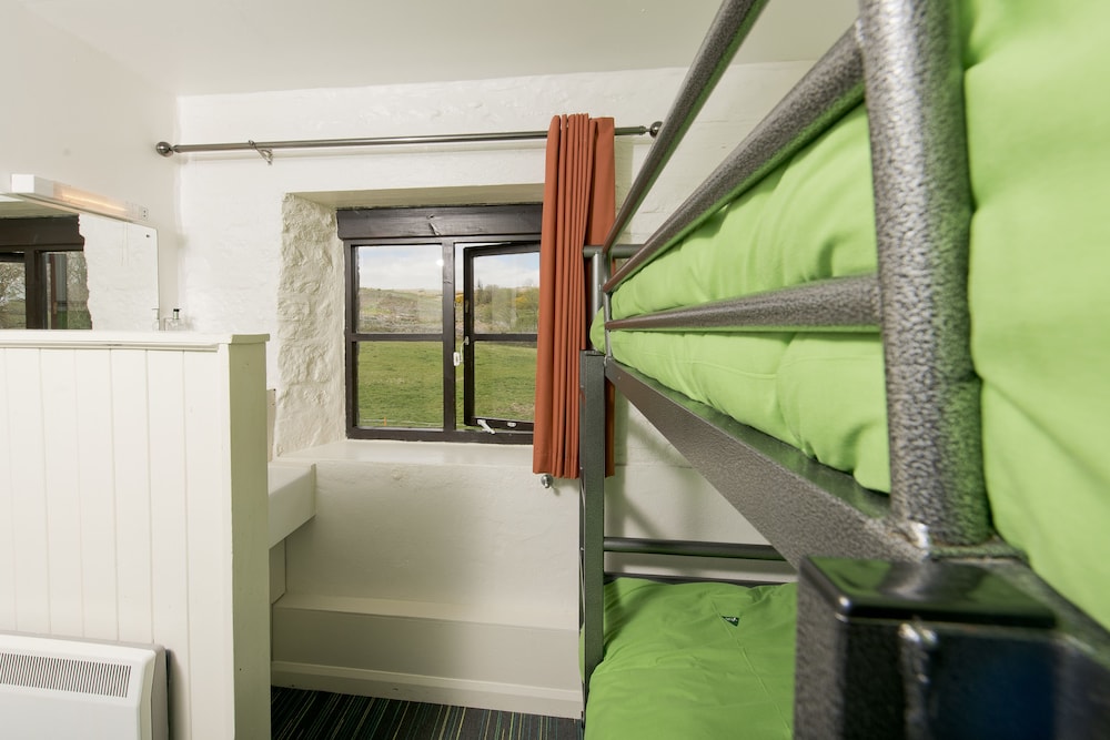 4 Bed Private Room photo 3
