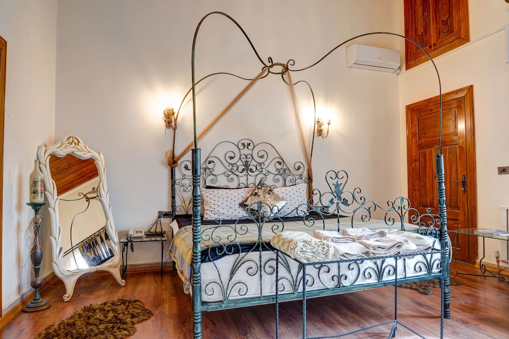 Comfort Room photo 1