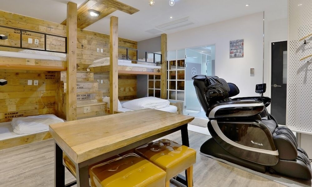 Event Duplex - Photo 1