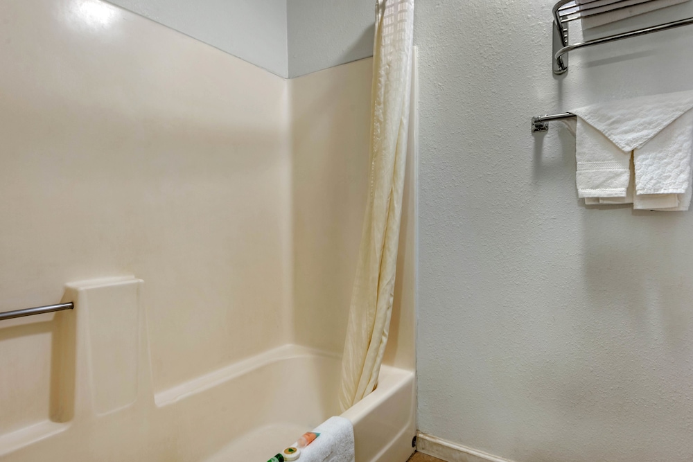 Double Room, Ensuite (2 Full Xl + Kitchenette) photo 3