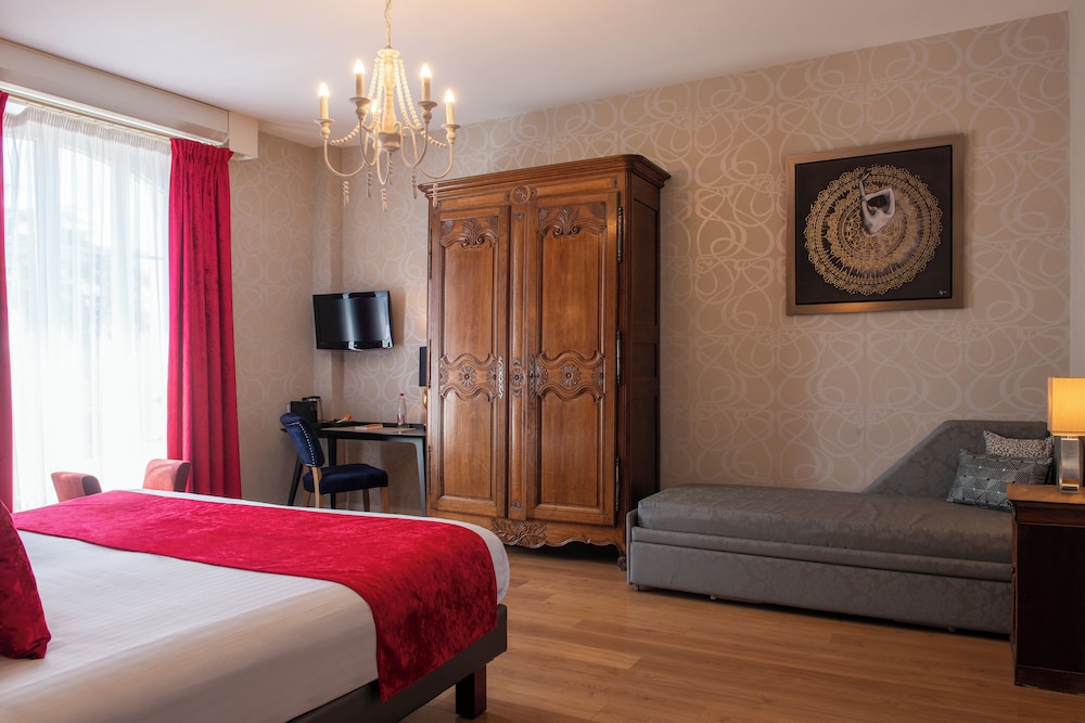 Superior Triple Room photo 3