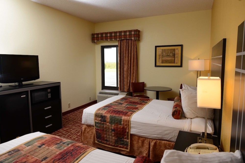 Standard Room, 2 Double Beds, Non Smoking, Refrigerator & Microwave photo 2
