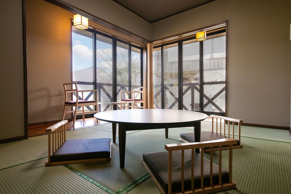 Japanese Style Room with Two bed Half board, Non Smoking photo 3