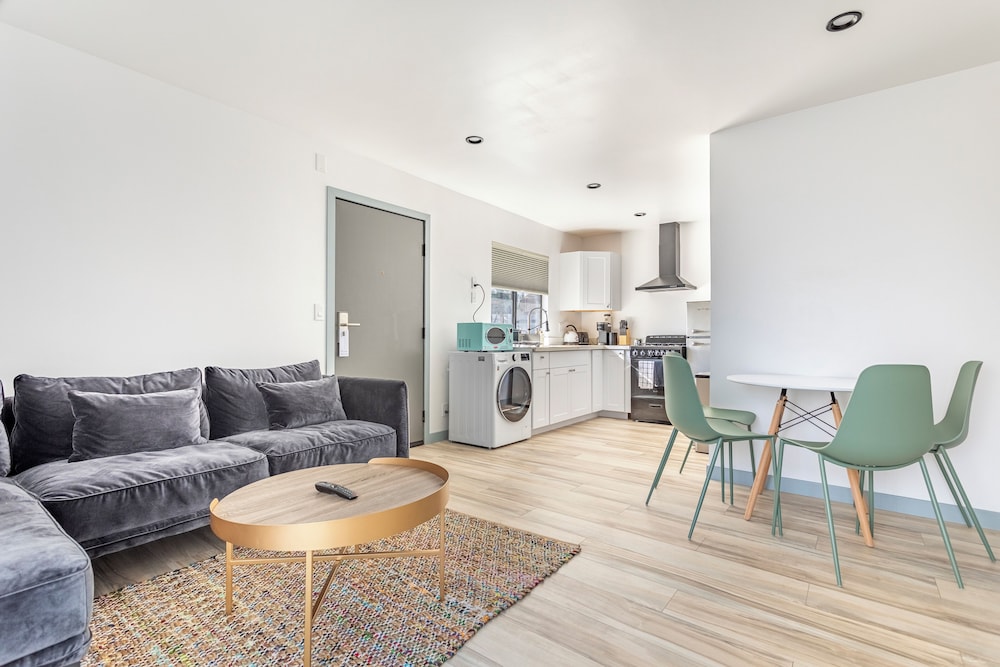 Family Condo, 2 Bedrooms thumbnail 6