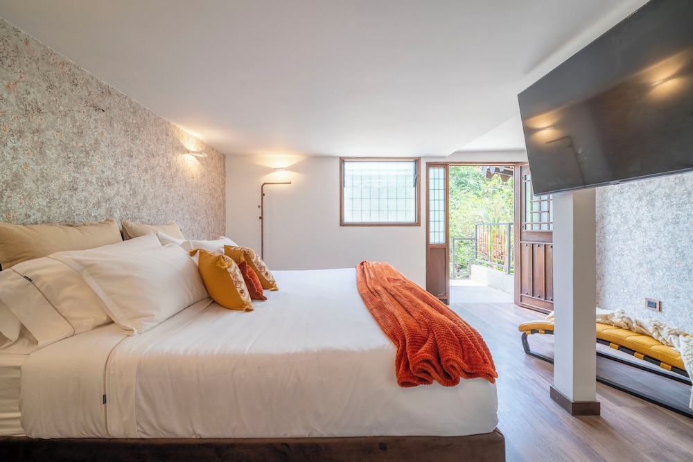 Classic Room, Garden View photo 1