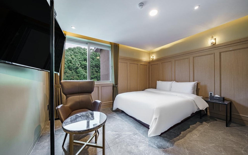 Comfort Room photo 3