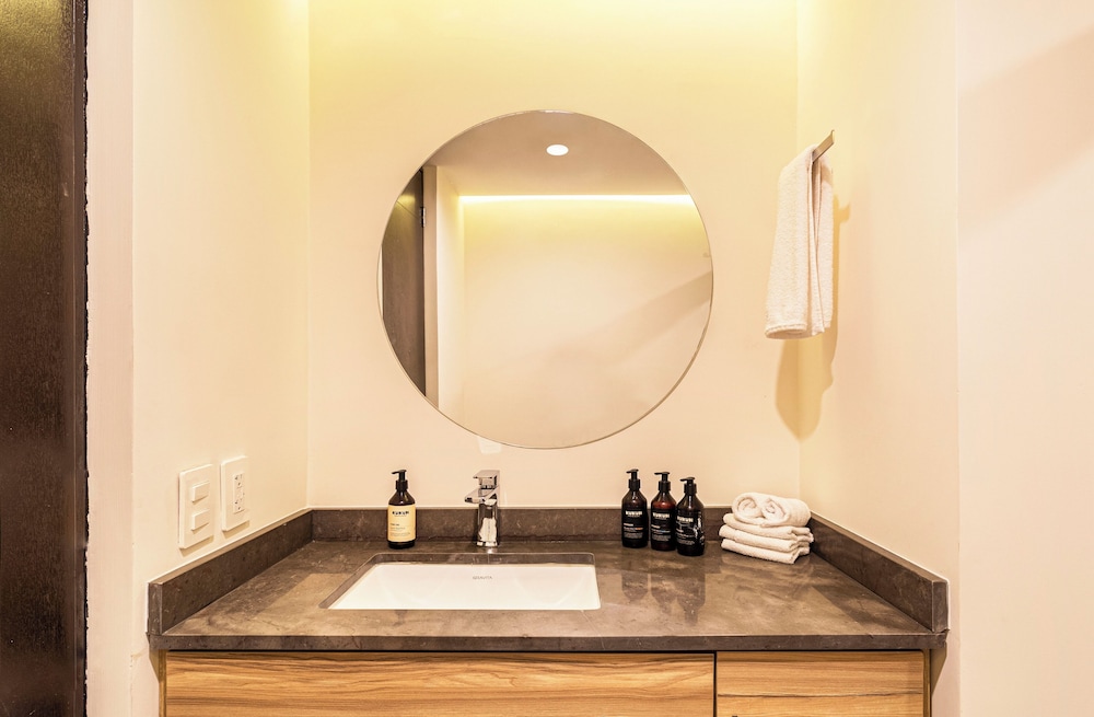 Standard Apartment, 2 Bedrooms, City View photo 2