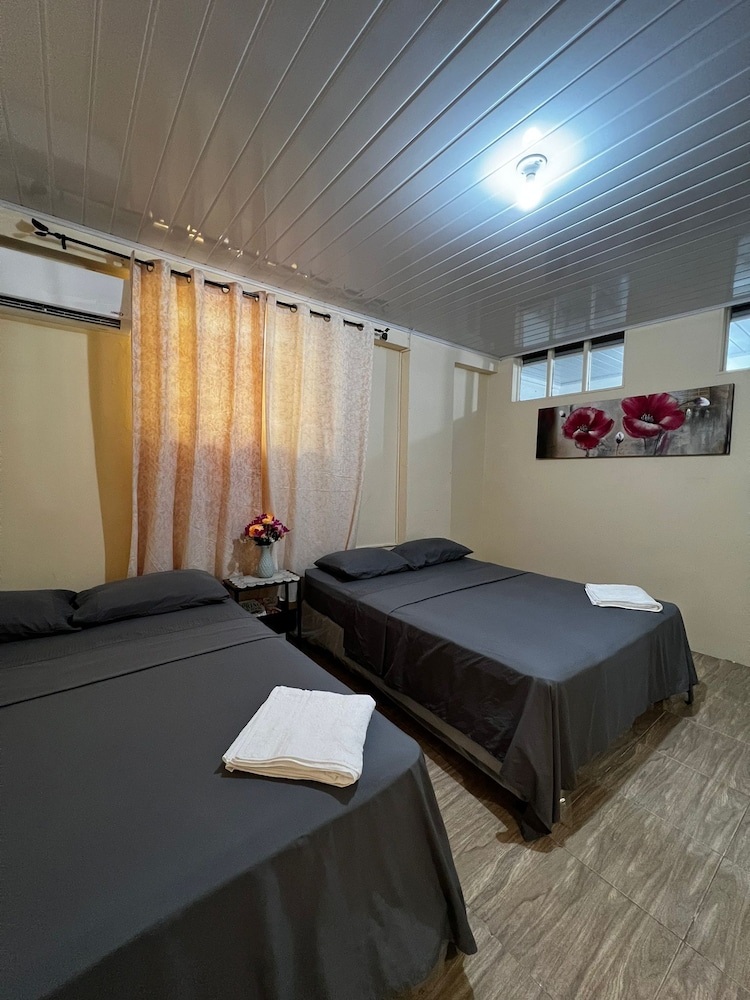 Room photo 2