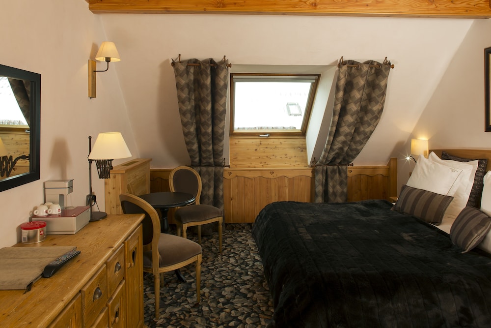 Room Room