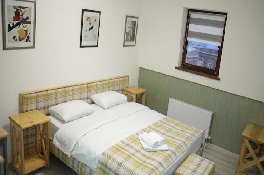 Standard Double Room, City View photo 1