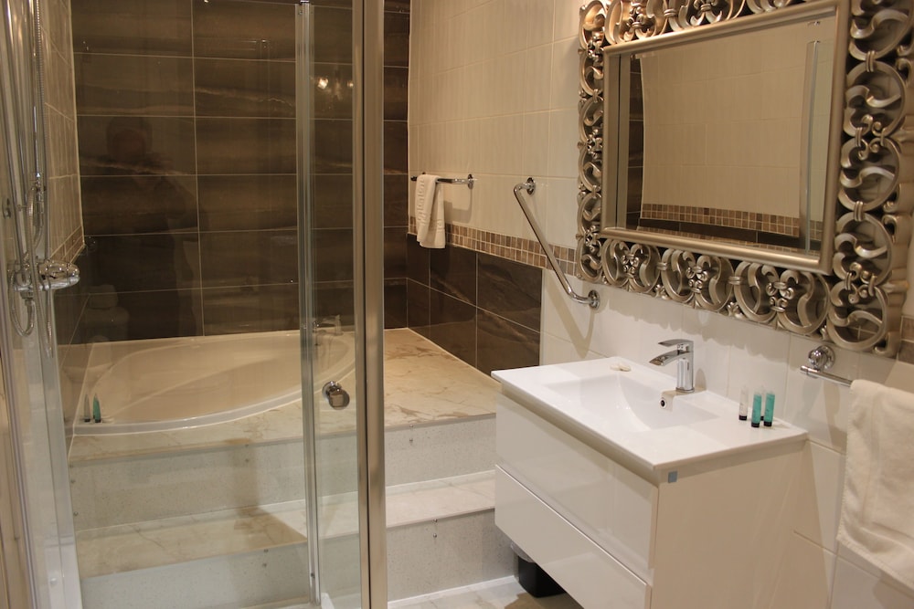 Huckelsby Suite photo 2