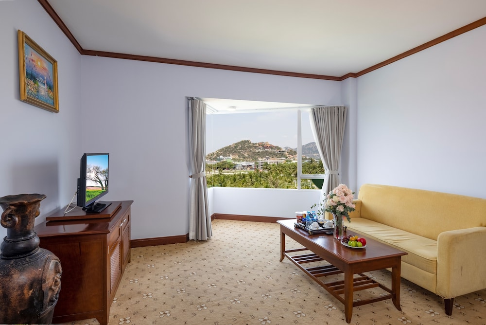 Executive Suite photo 2