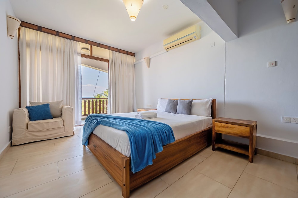 Standard Apartment, Beach View photo 2