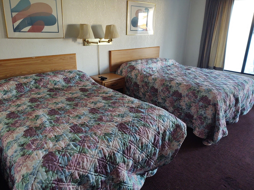 Standard Room, 2 Double Beds, Non Smoking photo 1
