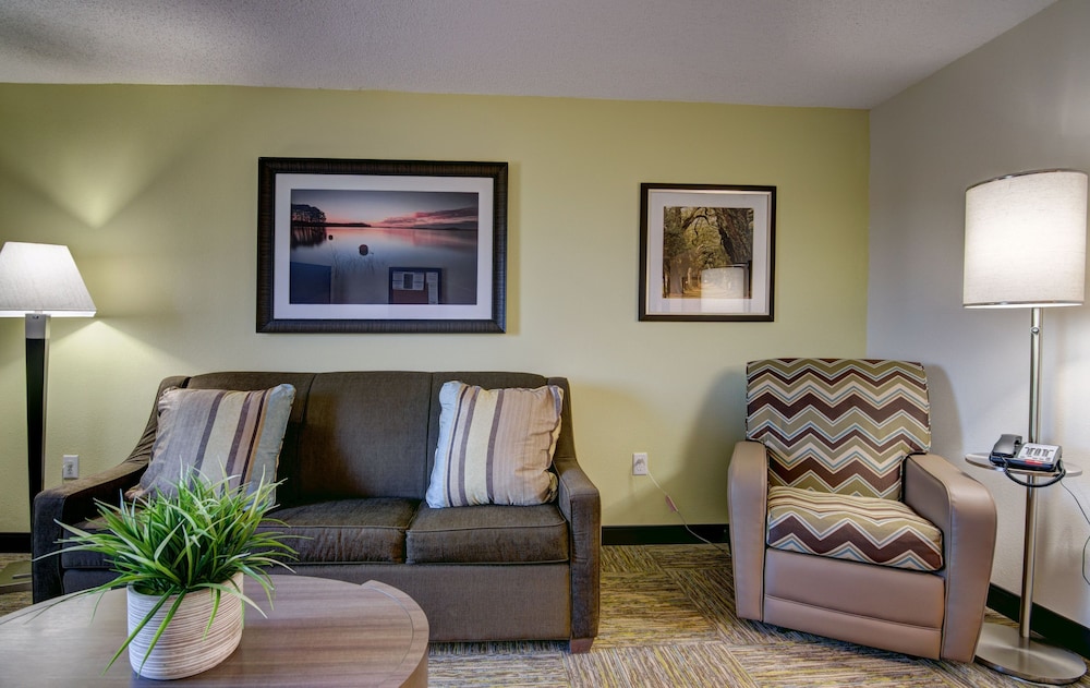 Suite, 1 Bedroom, Accessible (Communication Accessible) - Photo 1